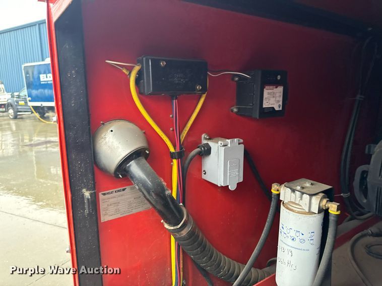 image for item EG6998 2018 Heat King HK300 ground heater