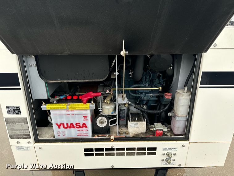 image for item EG6998 2018 Heat King HK300 ground heater