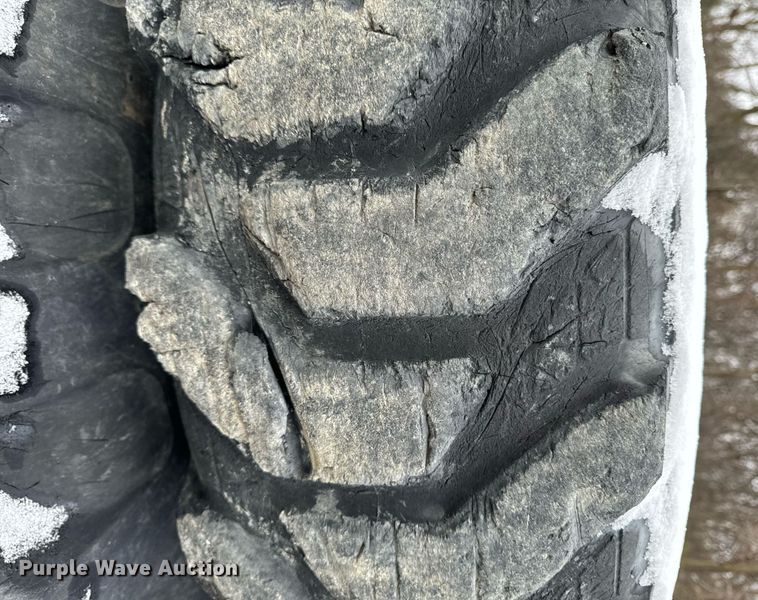 image for item EG7003 (6) Deestone DG2 14.00-24 tires and wheels