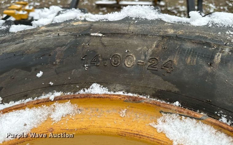 image for item EG7003 (6) Deestone DG2 14.00-24 tires and wheels