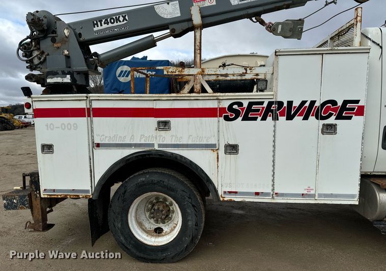 image for item EG7007 2007 International 4300 SBA utility / service truck