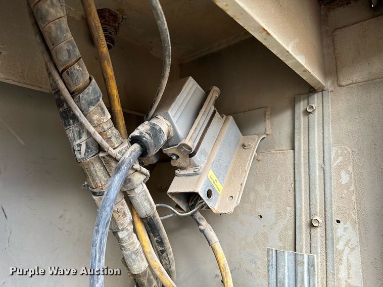 image for item EG7007 2007 International 4300 SBA utility / service truck