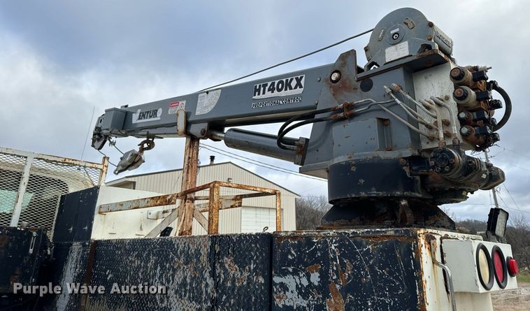 image for item EG7007 2007 International 4300 SBA utility / service truck