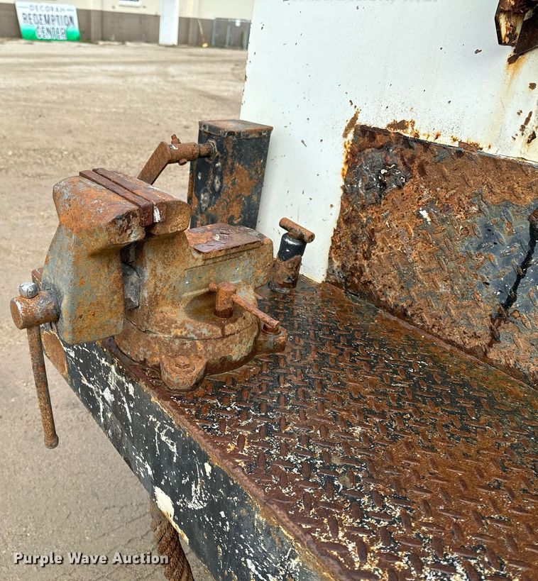 image for item EG7007 2007 International 4300 SBA utility / service truck