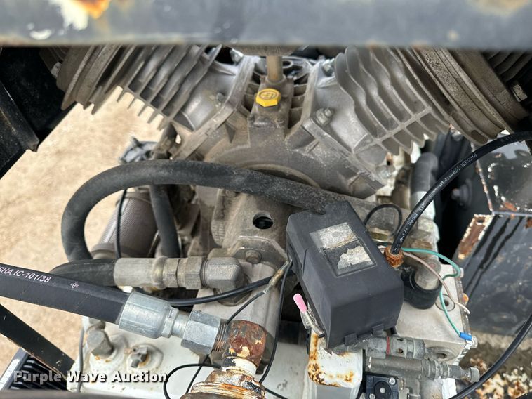 image for item EG7007 2007 International 4300 SBA utility / service truck