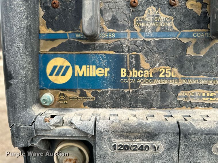 image for item EG7007 2007 International 4300 SBA utility / service truck