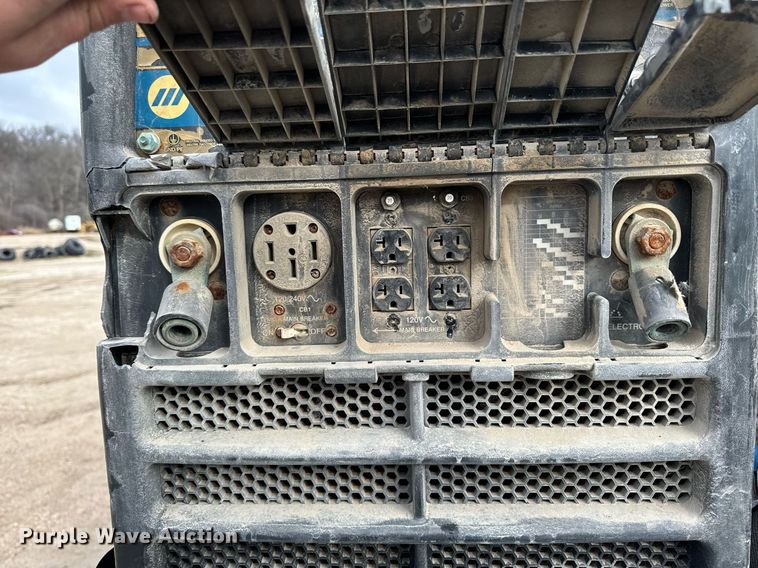 image for item EG7007 2007 International 4300 SBA utility / service truck