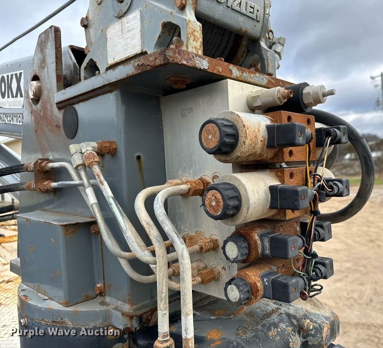 image for item EG7007 2007 International 4300 SBA utility / service truck