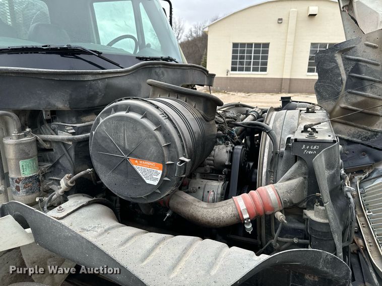 image for item EG7007 2007 International 4300 SBA utility / service truck