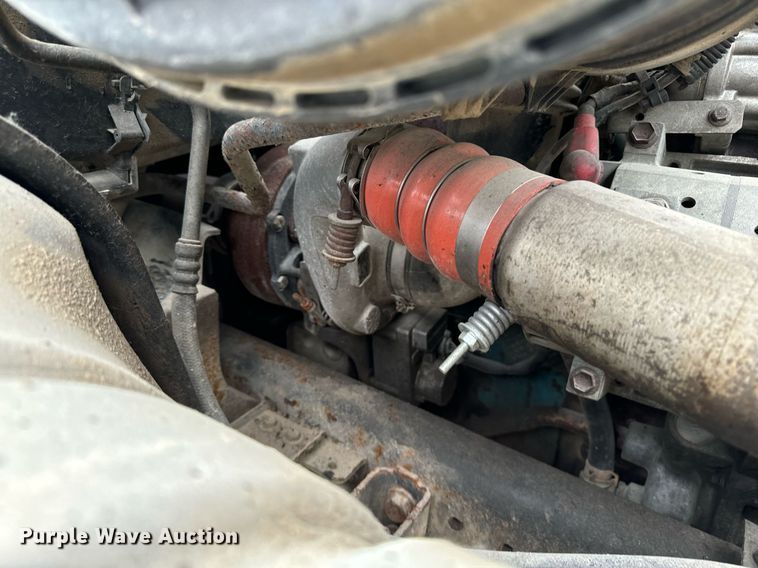 image for item EG7007 2007 International 4300 SBA utility / service truck