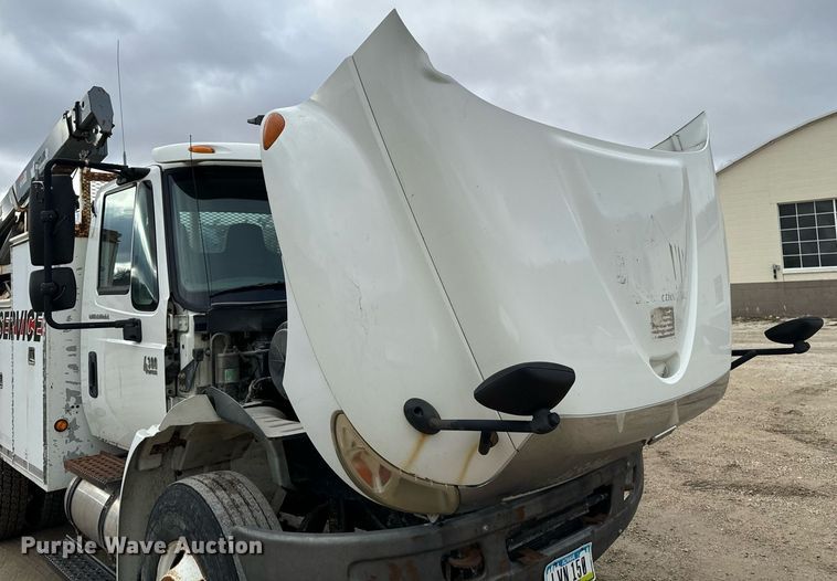 image for item EG7007 2007 International 4300 SBA utility / service truck