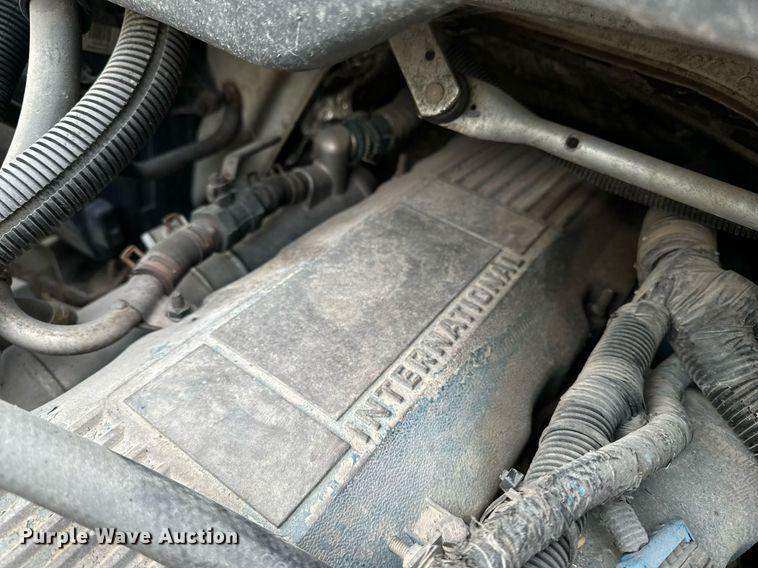 image for item EG7007 2007 International 4300 SBA utility / service truck