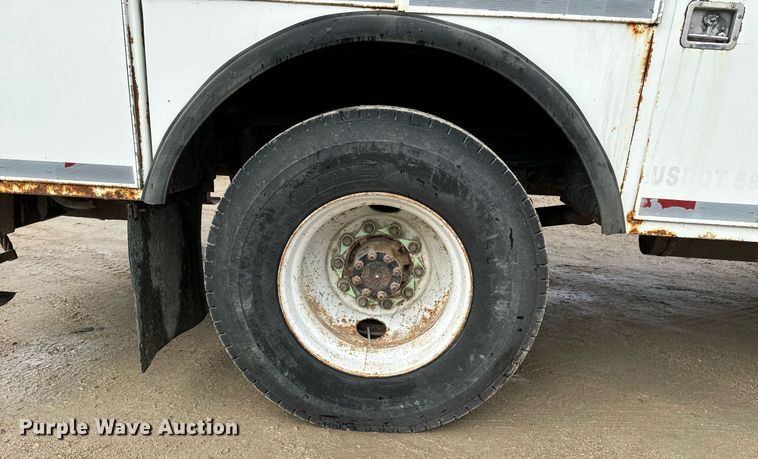 image for item EG7007 2007 International 4300 SBA utility / service truck