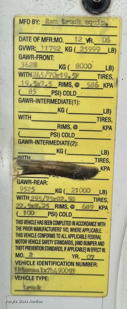 image for item EG7007 2007 International 4300 SBA utility / service truck