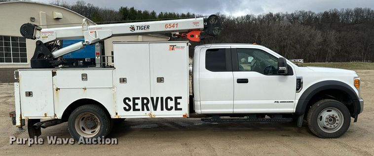 image for item EG7008 2017 Ford F550 Super Duty XL SuperCab utility / service truck