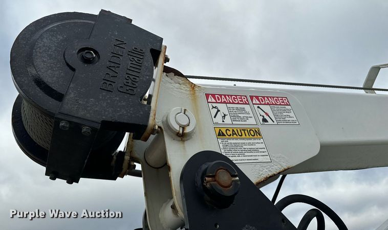 image for item EG7008 2017 Ford F550 Super Duty XL SuperCab utility / service truck