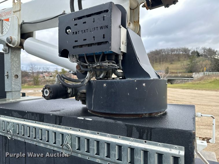 image for item EG7008 2017 Ford F550 Super Duty XL SuperCab utility / service truck