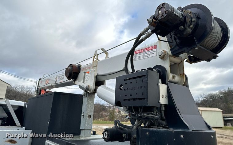 image for item EG7008 2017 Ford F550 Super Duty XL SuperCab utility / service truck