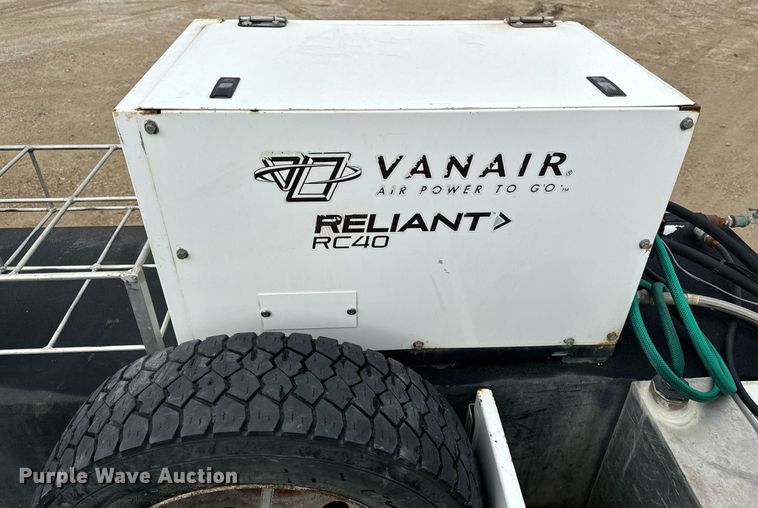 image for item EG7008 2017 Ford F550 Super Duty XL SuperCab utility / service truck