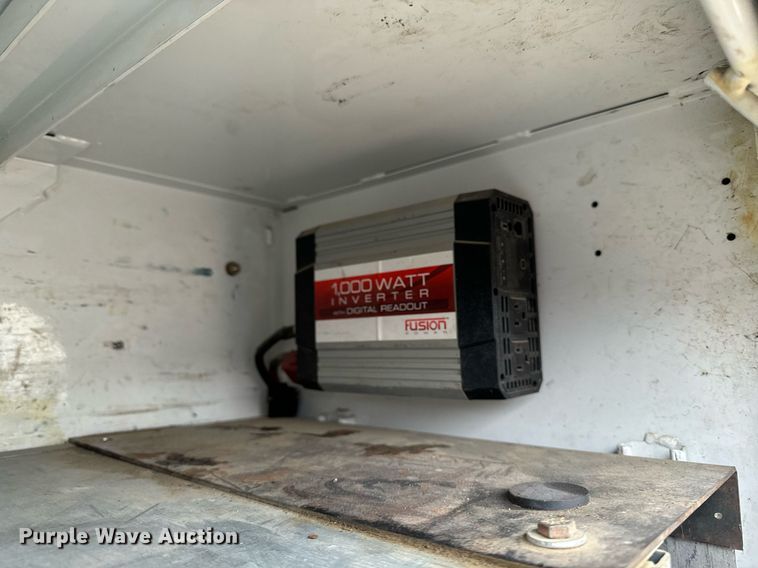 image for item EG7008 2017 Ford F550 Super Duty XL SuperCab utility / service truck