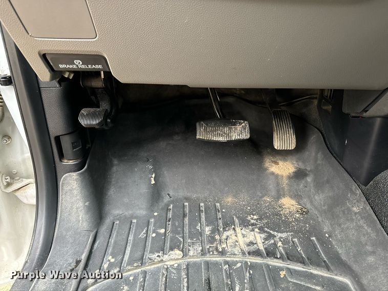 image for item EG7008 2017 Ford F550 Super Duty XL SuperCab utility / service truck