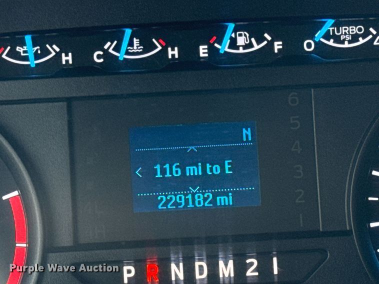 image for item EG7008 2017 Ford F550 Super Duty XL SuperCab utility / service truck