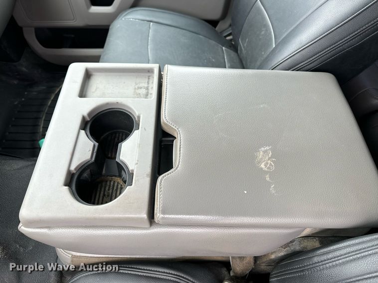 image for item EG7008 2017 Ford F550 Super Duty XL SuperCab utility / service truck