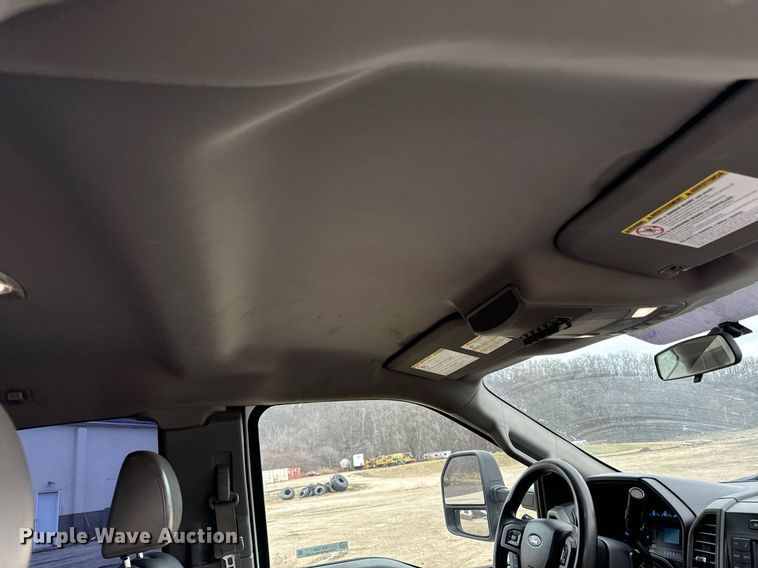 image for item EG7008 2017 Ford F550 Super Duty XL SuperCab utility / service truck