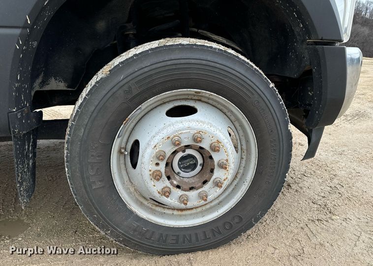 image for item EG7008 2017 Ford F550 Super Duty XL SuperCab utility / service truck