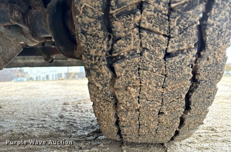 image for item EG7008 2017 Ford F550 Super Duty XL SuperCab utility / service truck