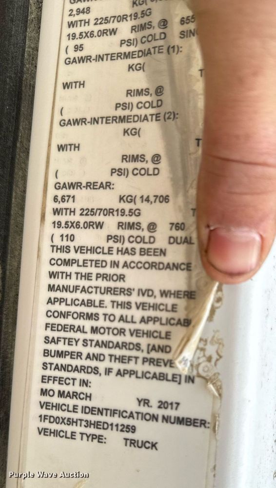 image for item EG7008 2017 Ford F550 Super Duty XL SuperCab utility / service truck