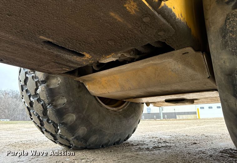 image for item EG7009 2010 Caterpillar CS56 single drum vibratory roller