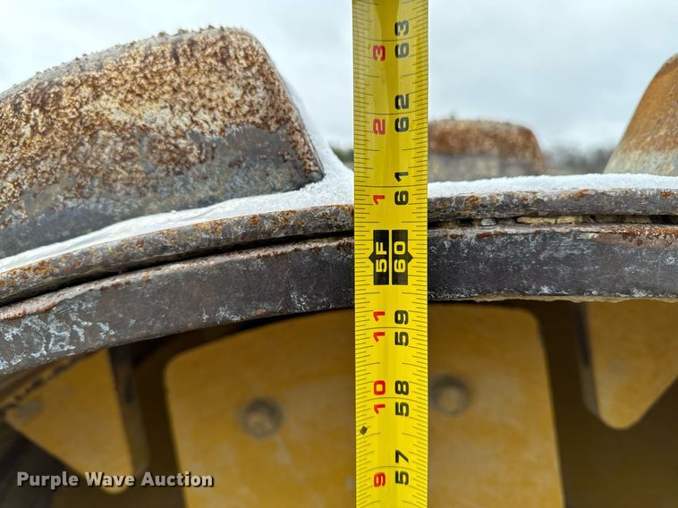 image for item EG7009 2010 Caterpillar CS56 single drum vibratory roller