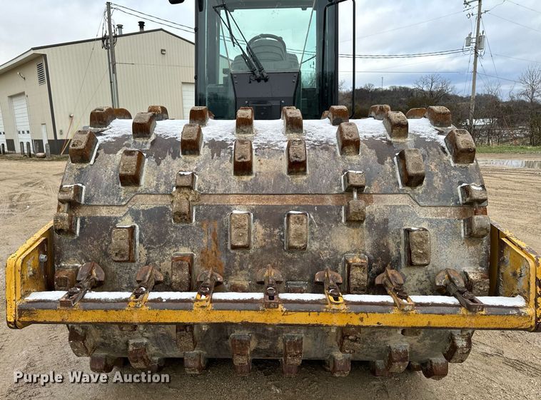 image for item EG7009 2010 Caterpillar CS56 single drum vibratory roller