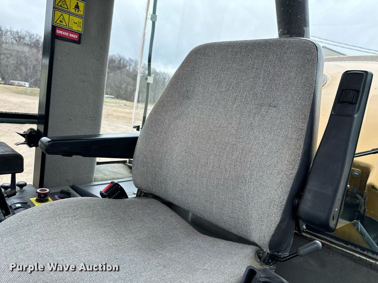 image for item EG7009 2010 Caterpillar CS56 single drum vibratory roller