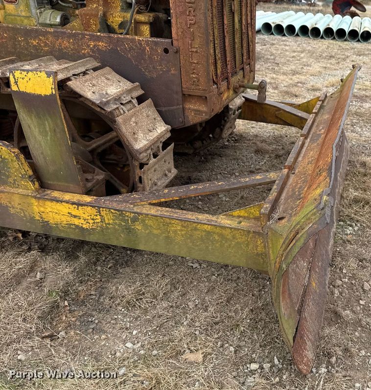 image for item EG7906 Caterpillar Twenty-Two dozer