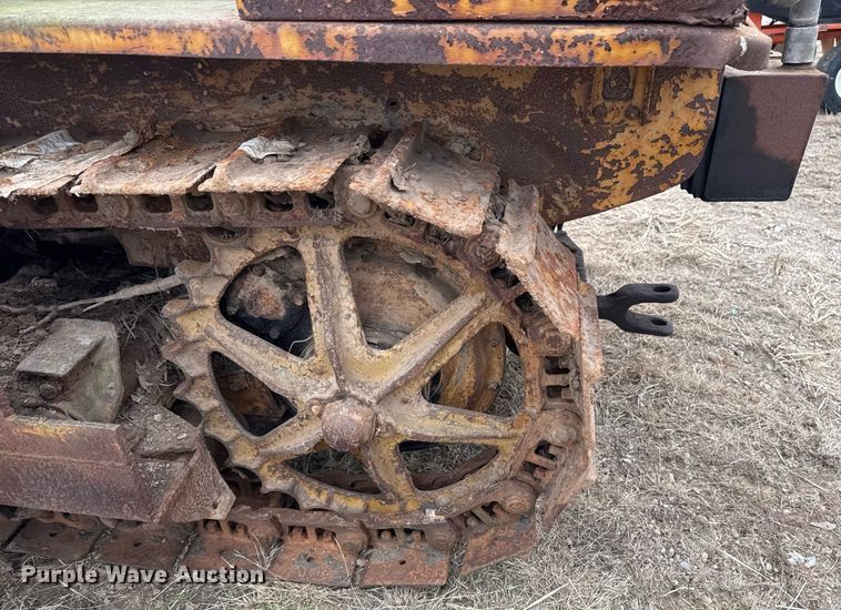 image for item EG7906 Caterpillar Twenty-Two dozer