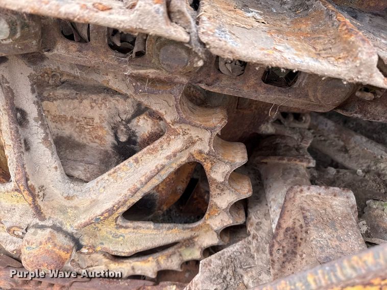 image for item EG7906 Caterpillar Twenty-Two dozer