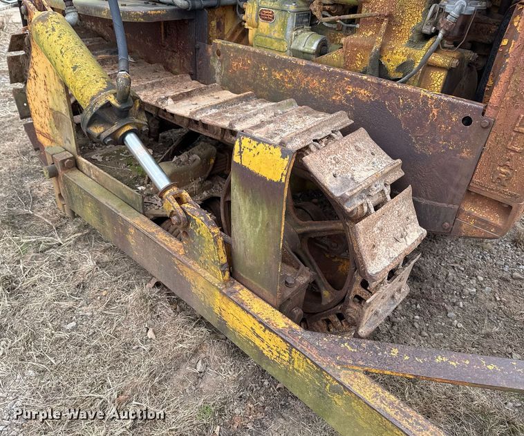 image for item EG7906 Caterpillar Twenty-Two dozer