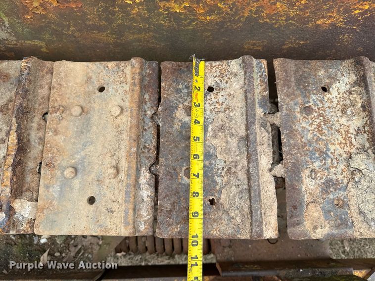 image for item EG7906 Caterpillar Twenty-Two dozer