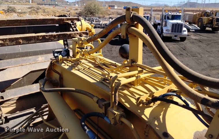 image for item EG9959 1990 Caterpillar 623E elevating scraper