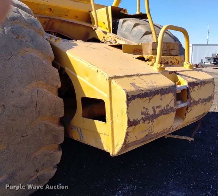 image for item EG9959 1990 Caterpillar 623E elevating scraper