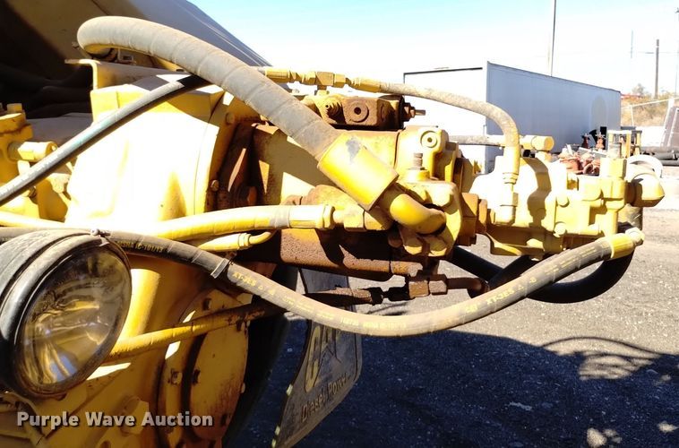 image for item EG9962 1991 Caterpillar 623E elevating scraper