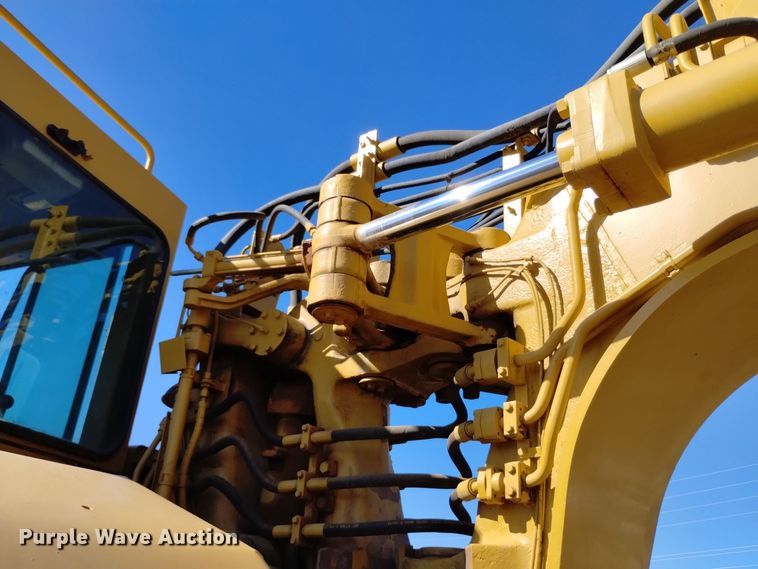 image for item EG9962 1991 Caterpillar 623E elevating scraper