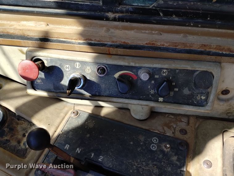 image for item EG9962 1991 Caterpillar 623E elevating scraper