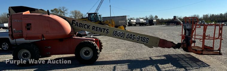 image for item EH7260 2007 JLG 600S boom lift