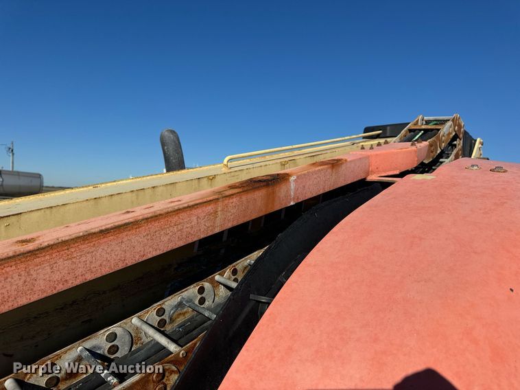 image for item EH7260 2007 JLG 600S boom lift