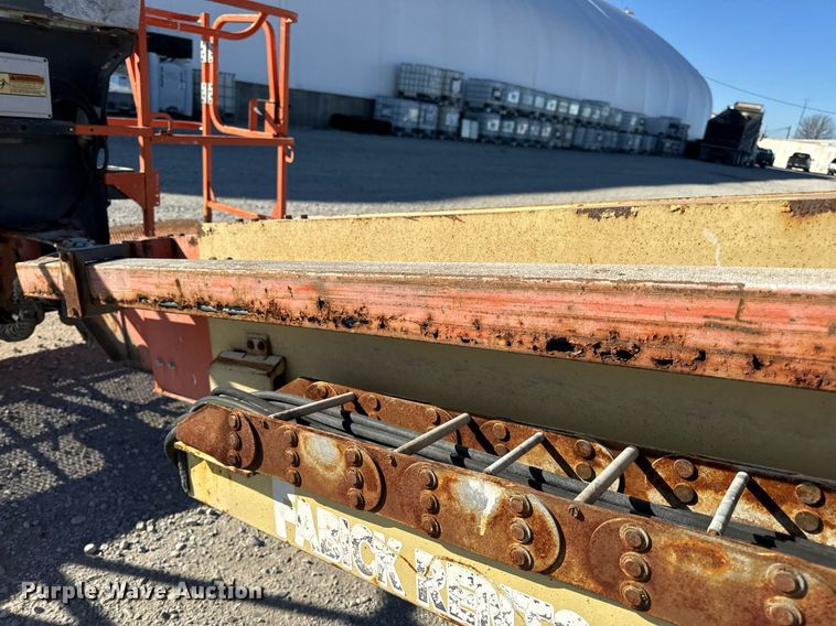 image for item EH7260 2007 JLG 600S boom lift