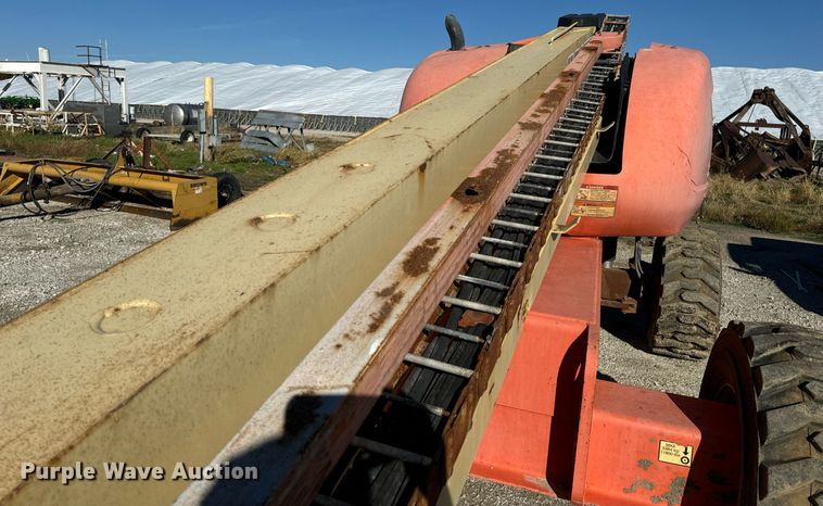 image for item EH7260 2007 JLG 600S boom lift