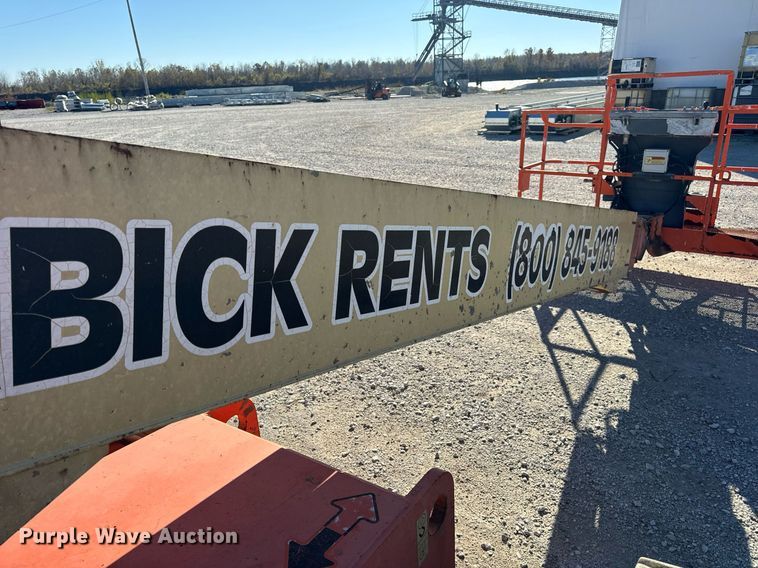 image for item EH7260 2007 JLG 600S boom lift